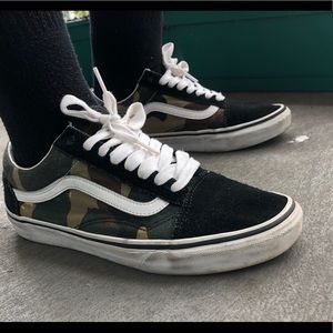 camo old skool vans